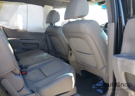 2013 Honda Pilot Ex-L z USA, uszkodzony, nr VIN 5FNYF4H58DB066019